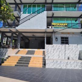 Perhentian Najmi Hotel، فندق في بيرهينتيان