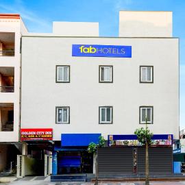 FabHotel Golden City Inn