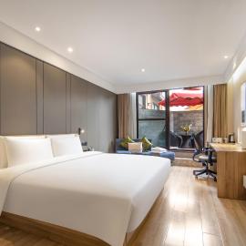 Atour Hotel Chengdu Tongzilin South Railway Station