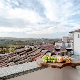 Ca' di Fiore, a paradise in the heart of Agliano Terme, Hotel in Agliano Terme