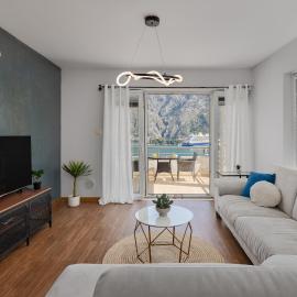 Kotor Vista Seaview 2 apartment by MN Property, hotel em Muo