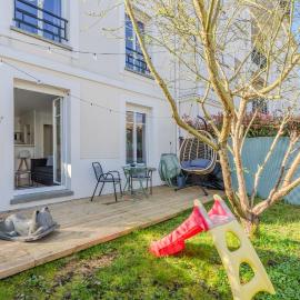 Appartement, jardin et parking à 5 min de Disney, hotel in Magny-le-Hongre