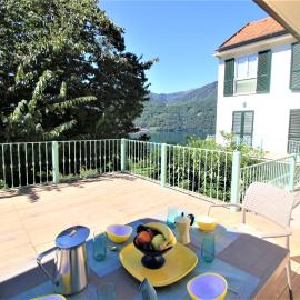Holiday Home Lake Orta, hotel u gradu Petenasko