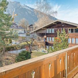 Cozy Chalet Apartment in the Heart of Lenk