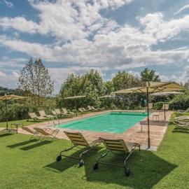Cai'Gatti, appartamenti con piscina e campo da tennis, khách sạn ở Montone