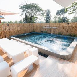 Tenki poolvilla srisaket