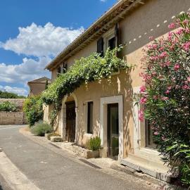 Kilim, bergerie rénovée proche de Roussillon