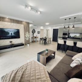 Oaks - Garage Included and Close to Beach, Hotel in Il-Ħamrija