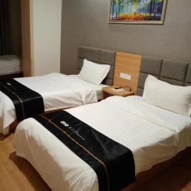 东方逸景酒店, hotel i Xinxiang County