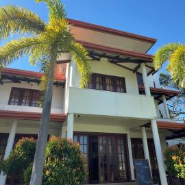 Bay Beach Hotel Nilaveli, hotel di Kumpurupiddi