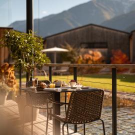Amolaris Garden Lodges & Guesthouse, hotell i Coldrano