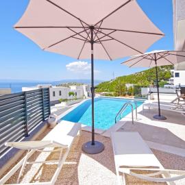 Sunset Apartments: Makarska şehrinde bir otel