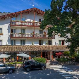 Hotel Los Andes, hotel em Castello di Fiemme