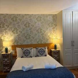 Professional & Approved Self Catering Short Term Holiday Homes, Hotel in Maynooth