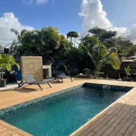 Tropical Oasis, Beach 5-Min Walk at Anse des Rochers