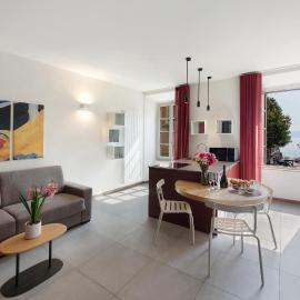 Gemhouse Rubino garda lake