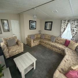 Delightful 2 bedroom caravan Manor Park Hunstanton, hotel in Hunstanton