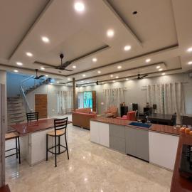 The Machan Farmhouse, hotel in Noida