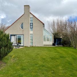 Villa Tulp & Duin, hotel in Julianadorp