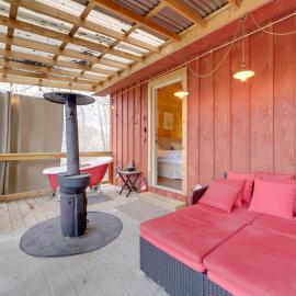 Soaking Tub, Mtn Views: Cosby Creek Cabin By GSMNP