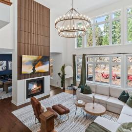 Chic Forest Getaway|HotTub|Sauna|PoolTable|Games - Holiday Home, hotel in Huntsville