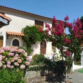 Domaine médiéval de la motte, viešbutis mieste Saint-Sulpice-en-Pareds