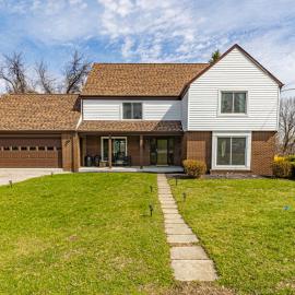 Spacious 4BR Retreat With BBQ and Gym Sleeps 14