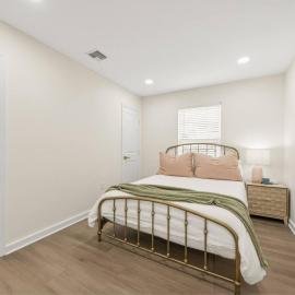 Canal Inn-KING-Cajun Luxury-Near Downtown-Chic