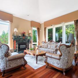 Ocean View Villa Indoor Pool Theater 5BR, hotel a West Vancouver
