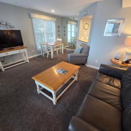 North Shore Inn TC 209