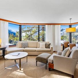 Pool, Hot Tub & Golf: Everline Resort Corner Suite