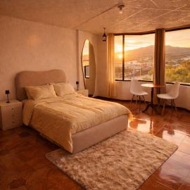 Los Ceibos Premium Family Home with Terrace & Games, hotel a Ibarra