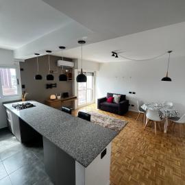 Espacio San Martin - Departamento en plena peatonal con Seguridad 24 hs, viešbutis mieste Santa Fė