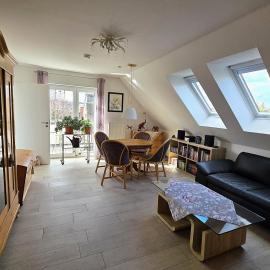 Gemütliche, helle & geräumige Ferienwohnung in Jork-Nähe Hamburg, hotel a Jork