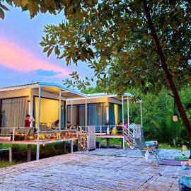 หลานย่าโฮมสเตย์ บางตะบูน, hotel u gradu 'Ban Khung Tamnak'