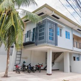 Boboy's Guest House, hotel u gradu 'Daro'