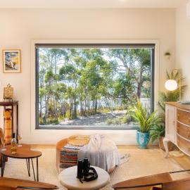 Studio 216 - Oceanview Studio with Bath, Romantic Bruny Escape