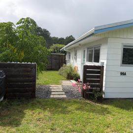 Coastal Retreat 1 min to Purangi Estuary, Cooks Beach, Hotel in Cooks Beach