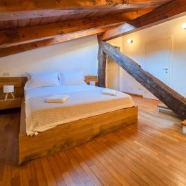 Fantuzzi Palace - Luxury Apartments in a 16th-Century Palace Bologna