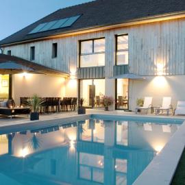 Ome sweet home، فندق في Laubressel