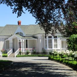 Valmai House & Motel Cambridge, hotell i Cambridge