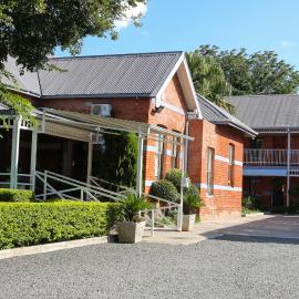 The Cannon Lodge, khách sạn ở Newcastle