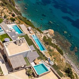 Rocca al Mare Seaside Villas、Palaiokastroのホテル