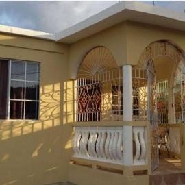 Room With Queen Size Bed, hotel in Falmouth