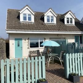 Sea dream lodge -coastal location/sea views/self-contained, hotel a Southerndown