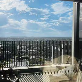 Calm and Cozy Private Room Merrylands Sydney, hótel í Merrylands