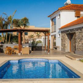 Quinta Aurora - Heated, Private Pool - Ocean View - Organic Garden