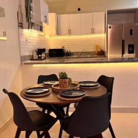 3-Bedroom Apartment, 20 Minutes from AILA and Zona Colonial, hotel sa Santo Domingo