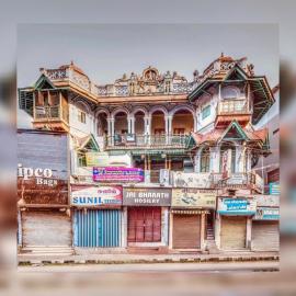 Umbrella Guest House - Meenakshi Suite