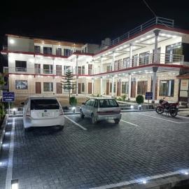 Balakot View Hotel، فندق في Bauli